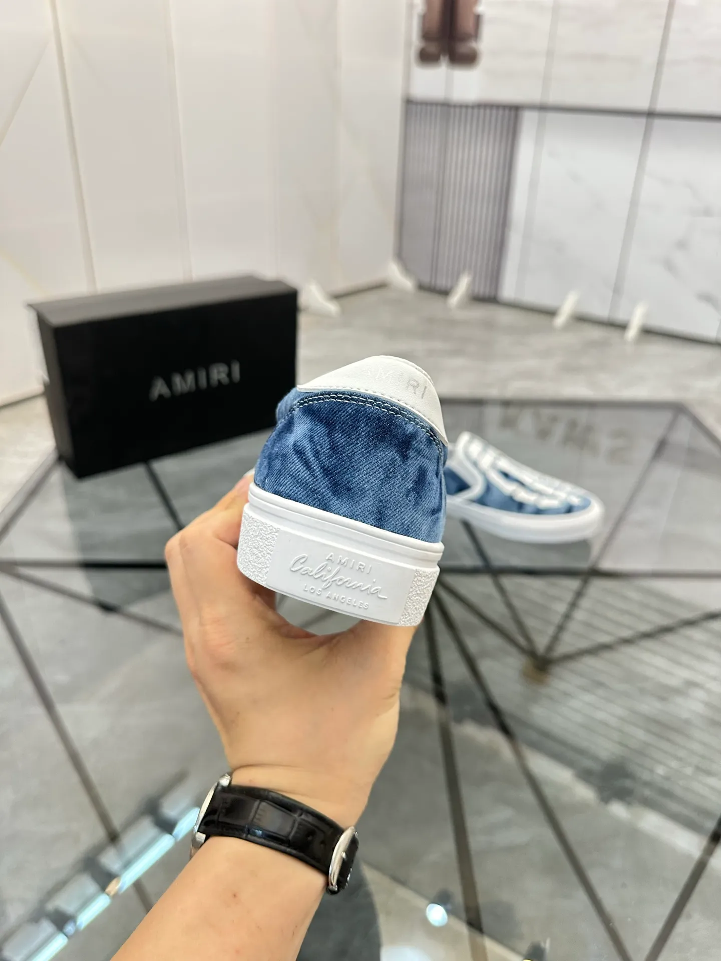 Men's shoes for sale 💰: 💰P420¥ Product trademark: AMIRI*「EMIR*] slip-on Regular size: 38-44 (can be customized to 37.45.46) Product materials: Upper imported original fabric spliced ​​cowhide, breathable lining, original outsole. No.: 1023